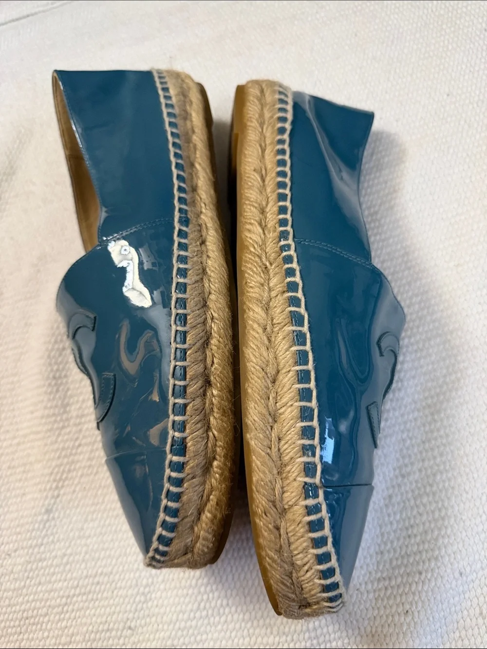 CHANEL Teal Patent Espadrille Flats with Interlocking CC